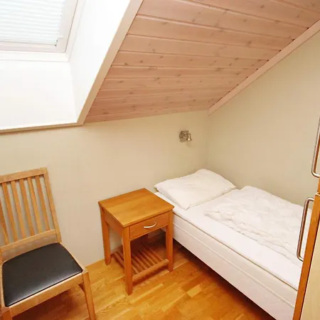 12 Person In Ferienhaus