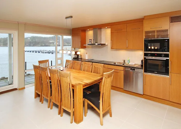 Holiday home 12 Person In Jelsa *