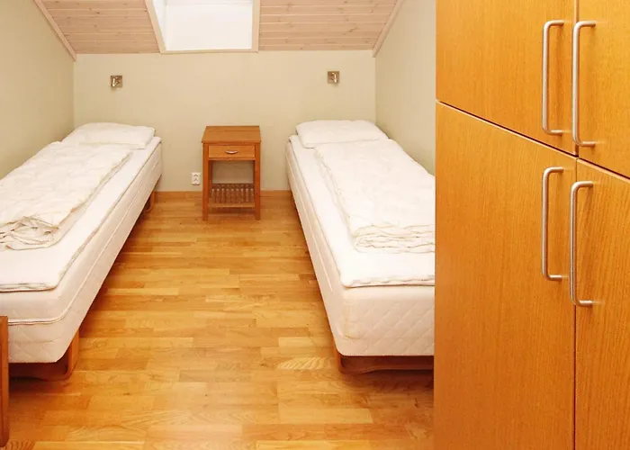12 Person In Jelsa Ferienhaus *