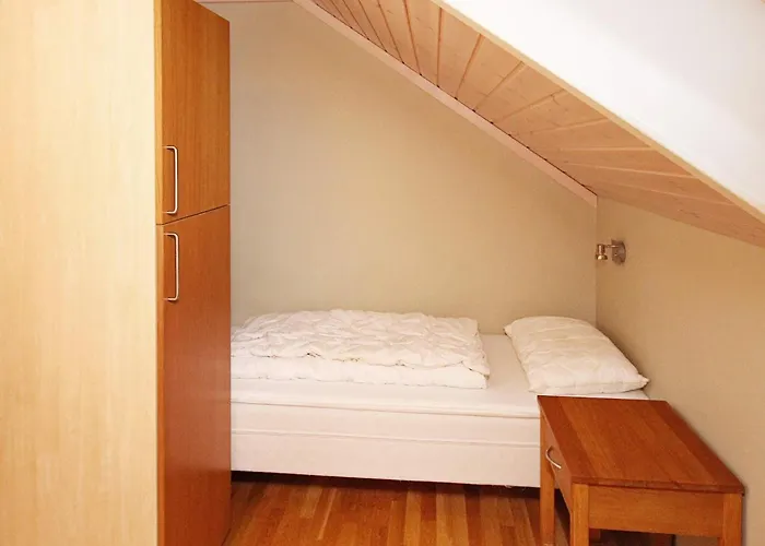 12 Person In Jelsa Holiday home