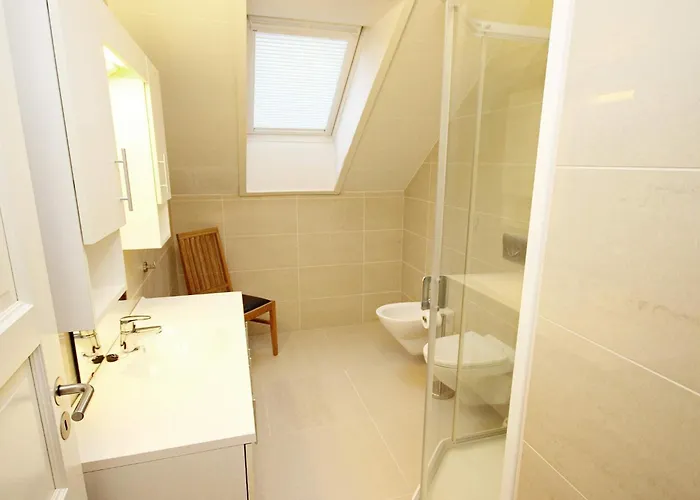 12 Person In Jelsa Holiday home